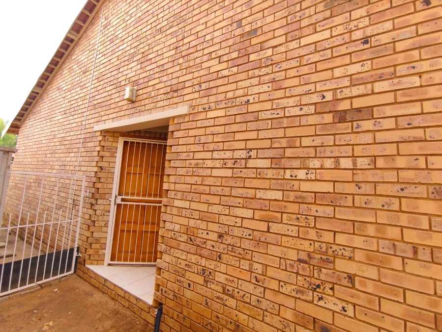 To Let 2 Bedroom Property for Rent in Quaggafontein Free State